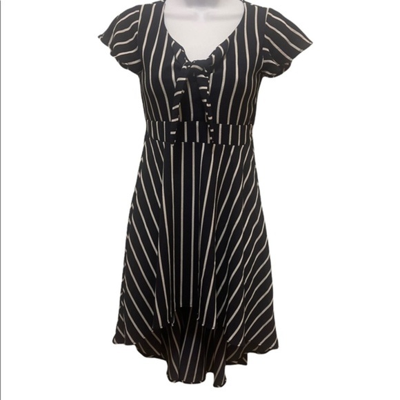 Poppies and Roses Black and White Striped High Low Dress Size 10 - Picture 4 of 7